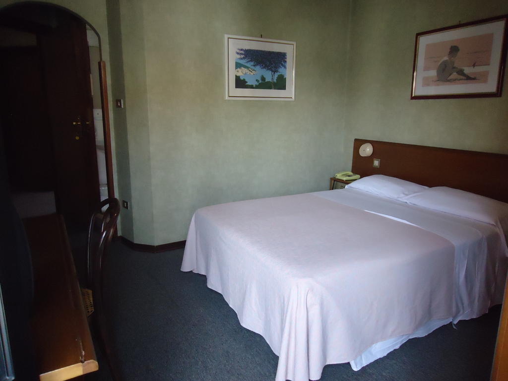 Hotel De La Ville Central Latina Eksteriør bilde
